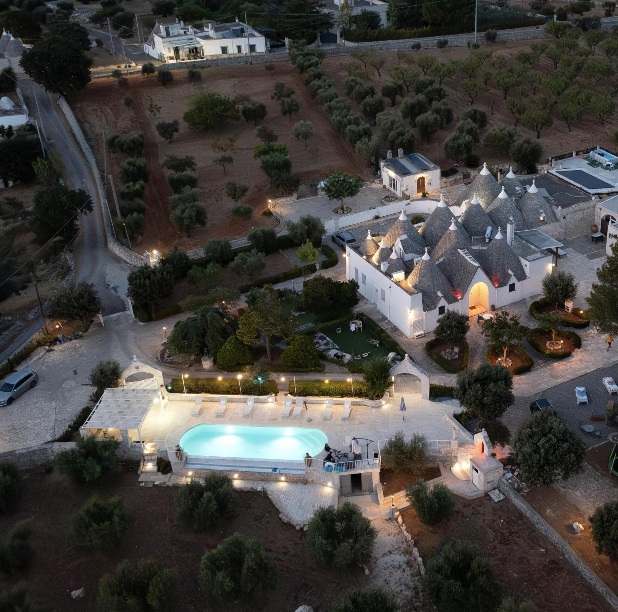 Trullo Il Focolare In Masseria Cisternino Buitenkant foto